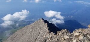 Esplora Rocciamelone: trekking panoramici tra natura e storia in %location%