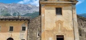 Scopri l'abbazia di Novalesa: trekking panoramici tra storia e natura