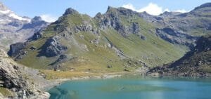 Scopri il Lago di Gabiet: un paradiso di natura e avventura