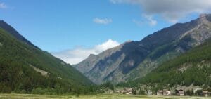 Scopri il sentiero natura Montseuc Belvedere: panorami mozzafiato a %location%