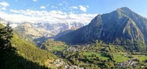 Scopri il sentiero panoramico lungo l'orrido di Pre-Saint-Didier: bellezze mozzafiato