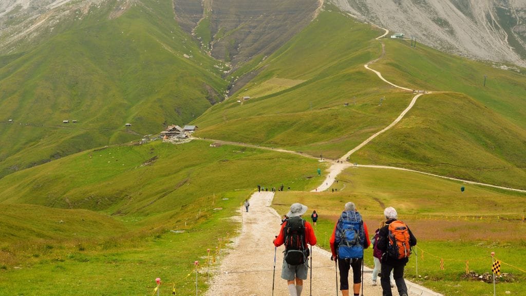 Escursioni in Piemonte: Montagna, Laghi e Percorsi Facili
