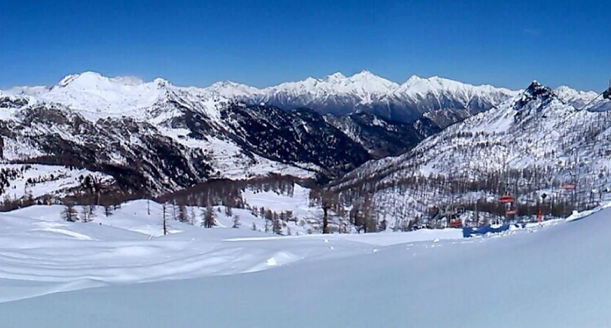 Champorcher Ski Station: sciare tra panorami mozzafiato e natura incontaminata