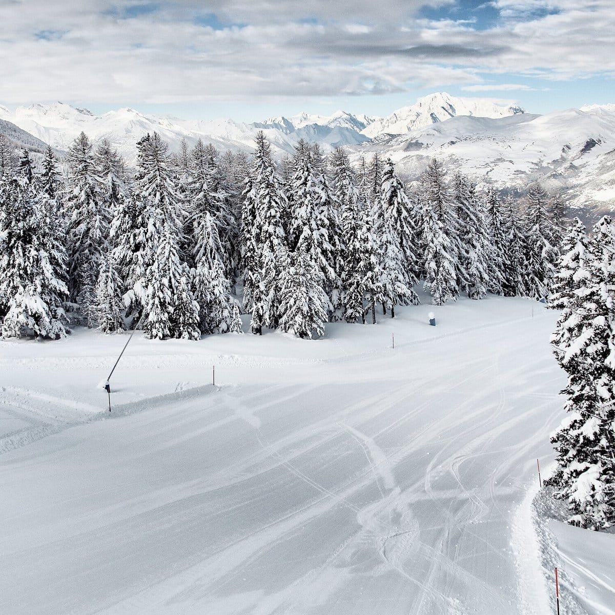 Pila Valle d'Aosta: scopri le spettacolari piste da sci e natura