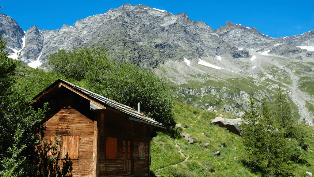 Rifugi Val Chisone: Guida Completa ai 5 Migliori del 2025