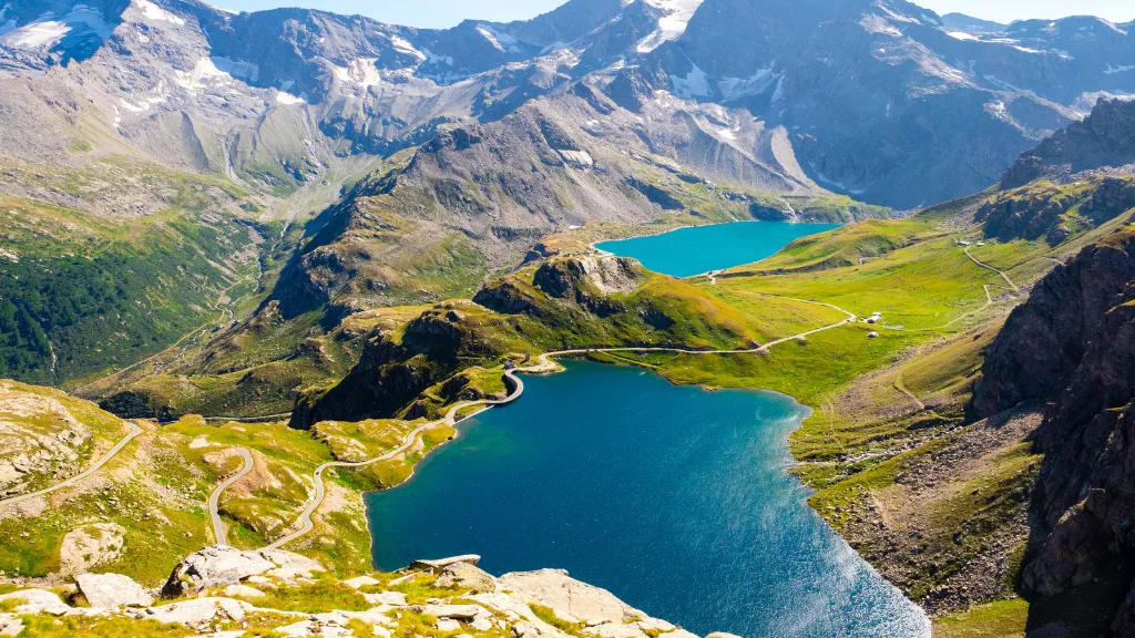 Laghi Alpini Piemonte: Guida alle Escursioni Laghi Alpini