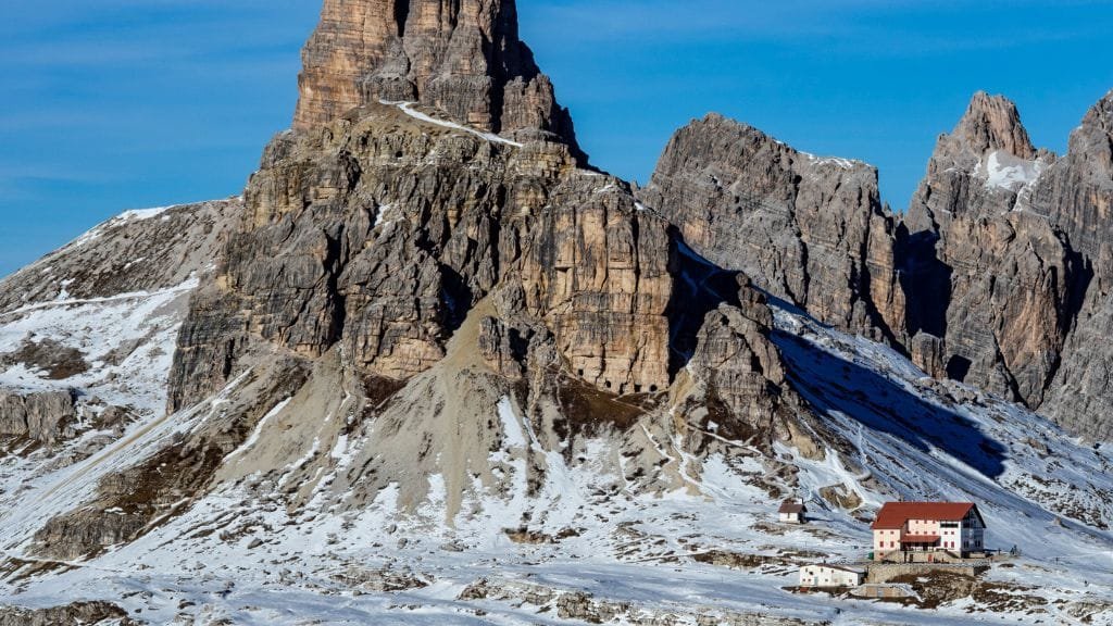 Rifugi Invernali Dolomiti: Guida ai Migliori Aperti 2025