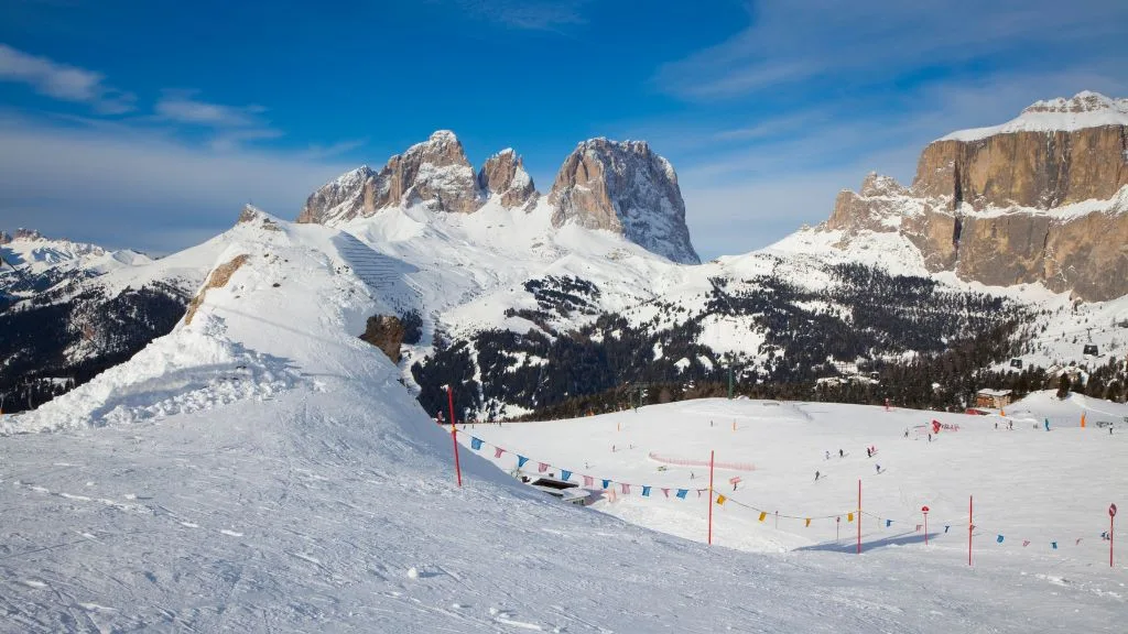 Comprensorio Sciistico Val di Fassa: 200 km di Piste nelle Dolomiti Patrimonio UNESCO